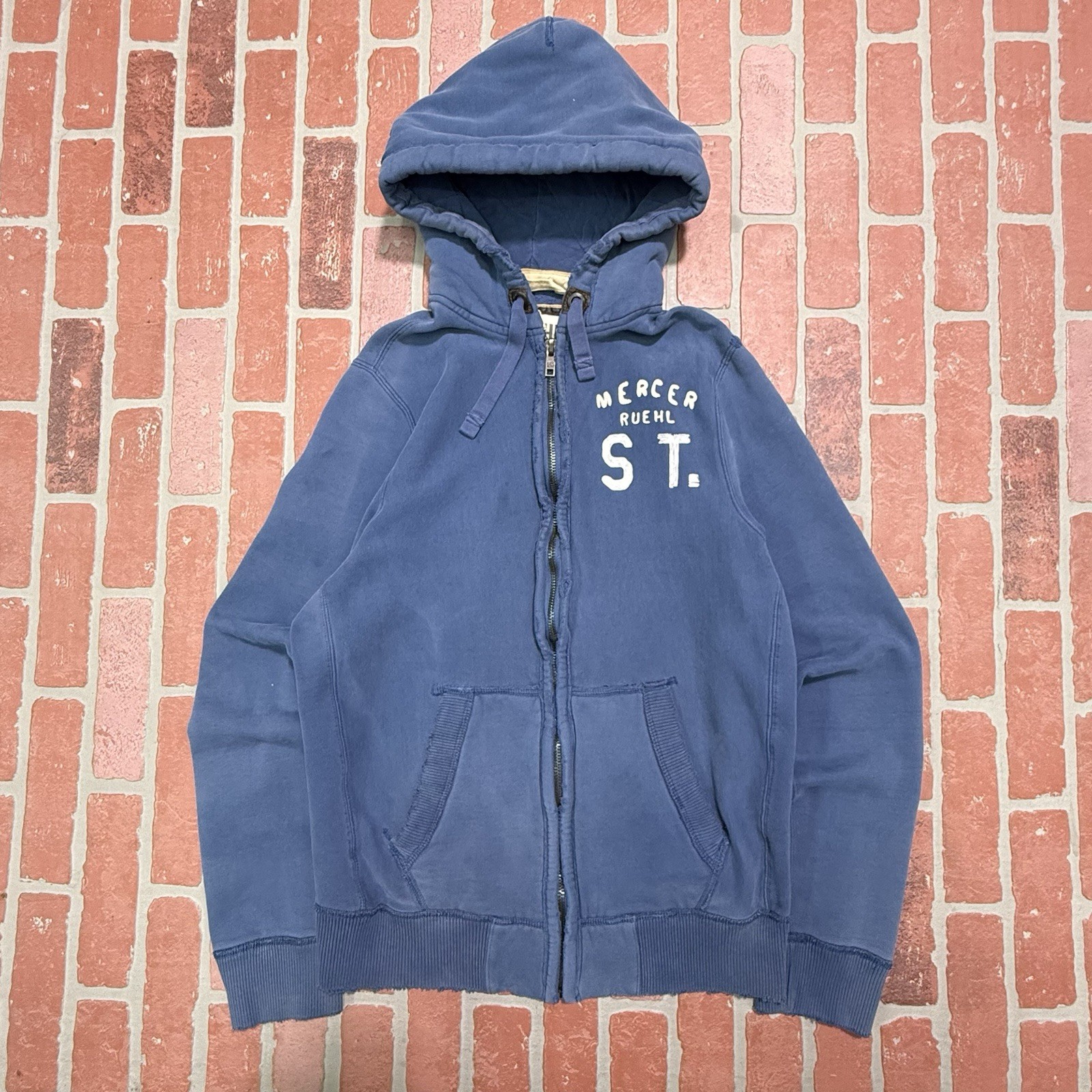 Ruehl No. 925 Very Rare Vintage/Blue Zip Up with hoodie  Men's Size XL