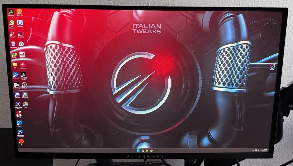 Alienware AW2725DF 26,7 Zoll Gaming Monitor 360Hz WQHD 2560x1440 OLED LIKE NEW - Bild 2 von 4