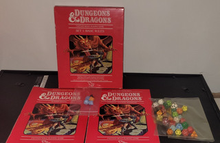 Dungeons & Dragons Basic Set 1 TSR 1983 Boxed Dice Lot Vintage Basic Rules (MS)