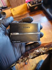 Sony Cyber-shot DSC-T9 6MP 3x Optical Zoom   Black  Low Quality Look     