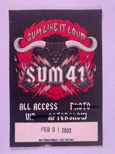 Sum 41 Pass Original AAA sum Like It Loud Tour MEN Arena Manchester Feb 2003