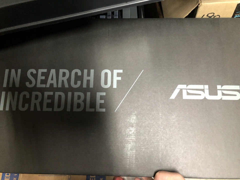 ASUS X555LA 15.6in. LAPTOP (1TB, Intel Core i3 5th Gen., 2.2GHz, 8GB) -win10 - Image 3 of 4