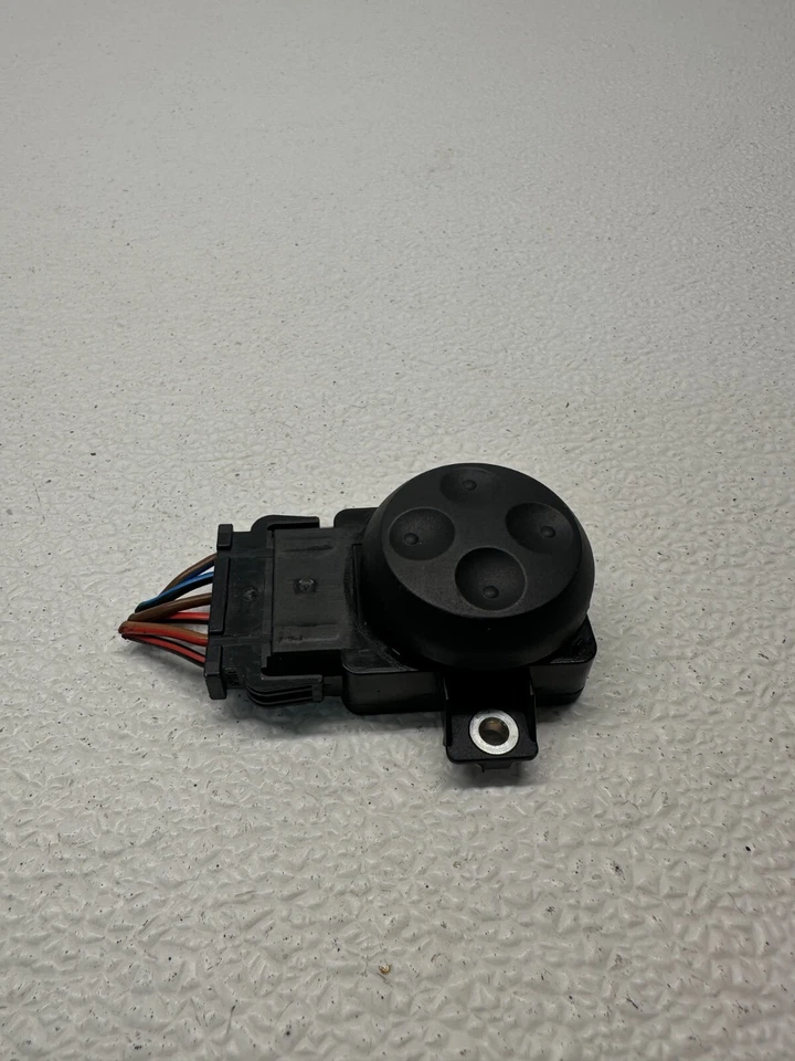 Interruptor de control de ajuste del asiento derecho Audi A7 Quattro 2011 2017 8E0959777B OEM 242104 Foto 2 de 4