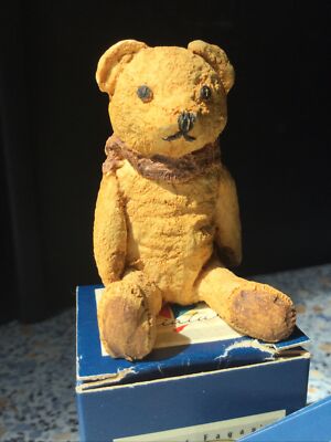 Peter Fagan s Teddy Bear Collection, Sammlungsauflösung,  Peter , Colour Box