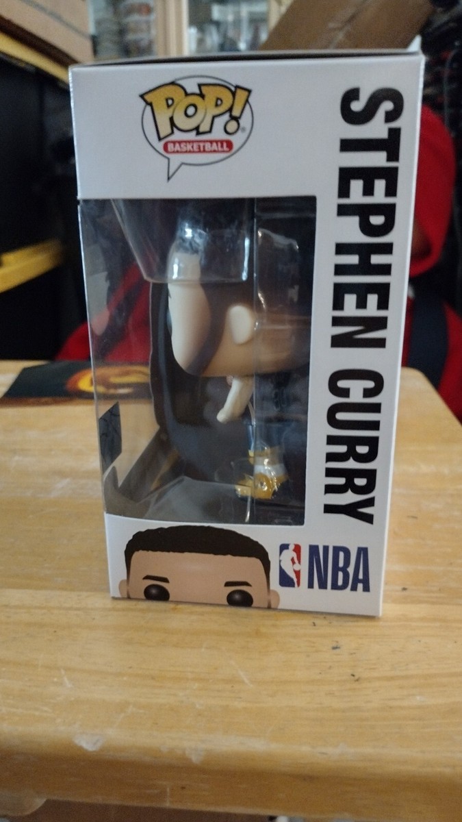 Funko POP NBA Stephen Curry Fanatics Exclusive #43 Golden Funko POP NBA Stephen Curry Fanatics Exclusive #43 Golden