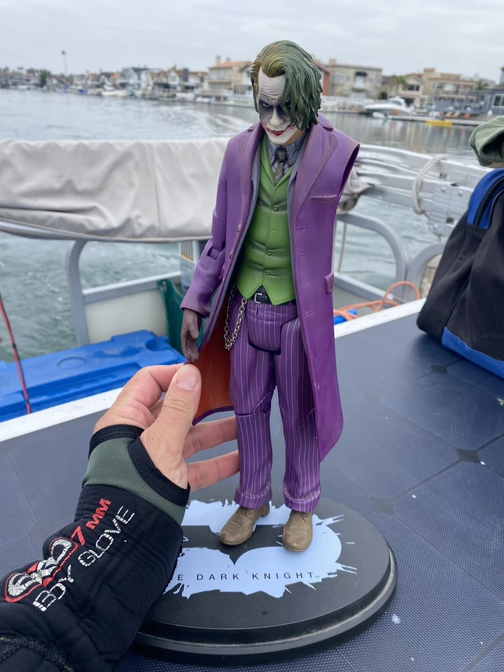 Toys R Us TRU Exclusivo The Dark Knight EL BROKER 12" Pulgadas Figura Mattel Roto Foto 4 de 4