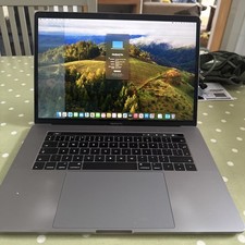 Apple MacBook Pro 15-inch 2016 i7 2.6GHz 16GB RAM 256GB SSD 
