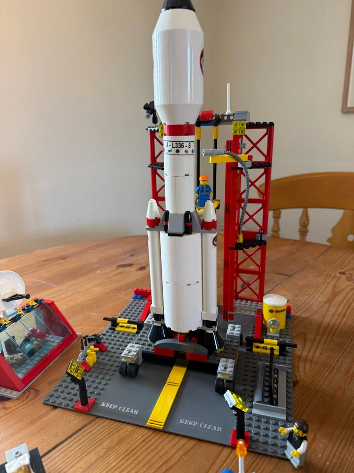LEGO City 3368 Rocket Launch Center, photo 4 sur 5