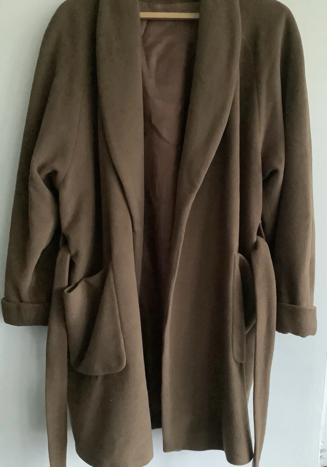 Schöner Louis London Collection Mantel, Gr. 38 - Bild 2 von 4