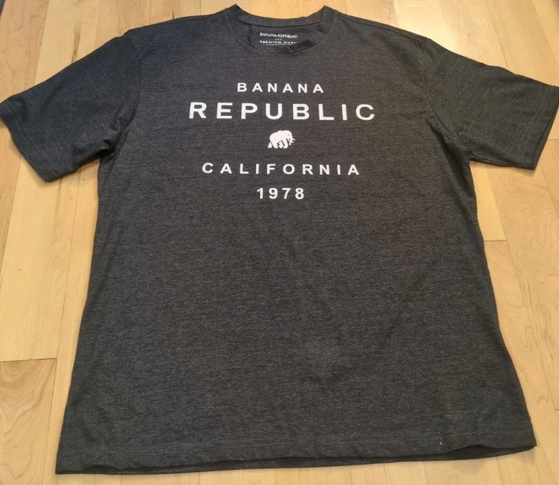 Banana Republic Premium Wash Graphic T Shirt Size L
