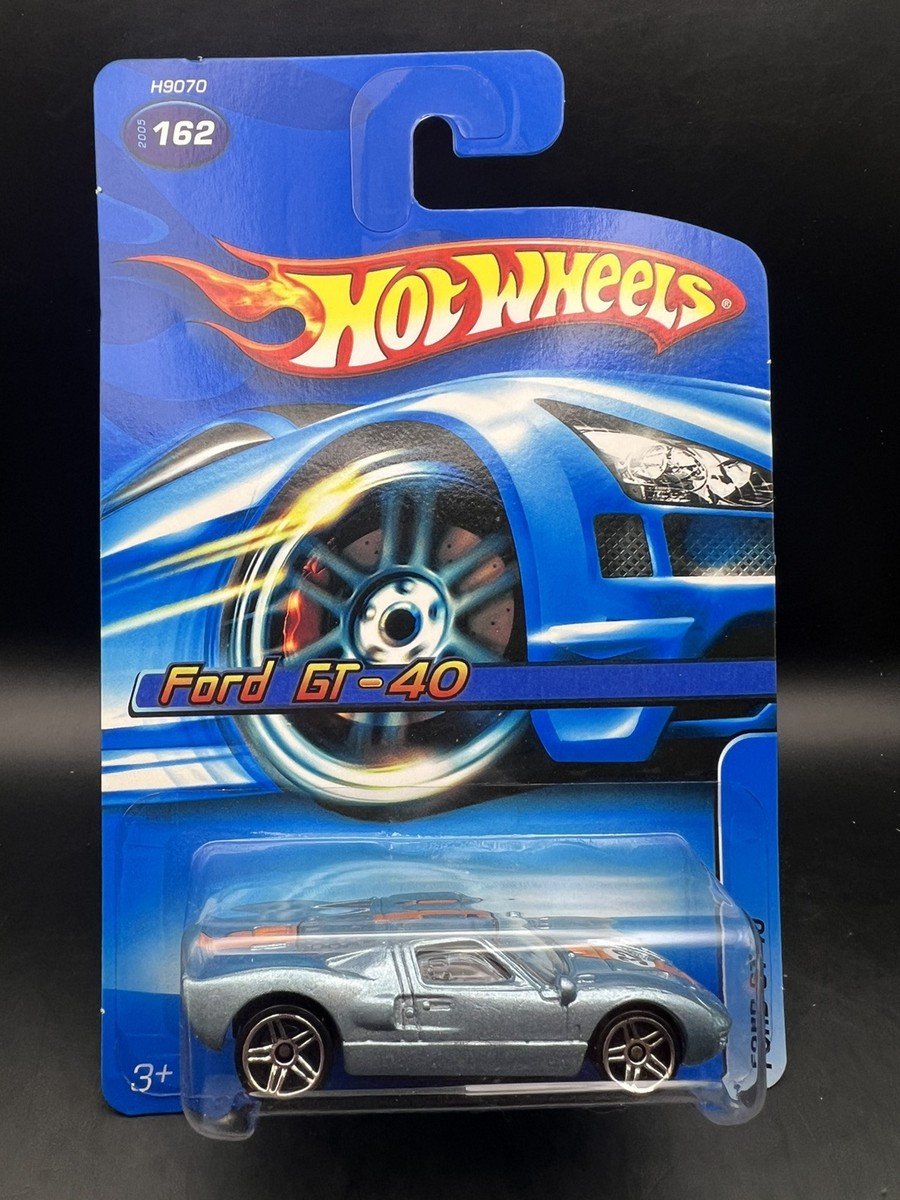 ミニカー Hot Wheels Ford GT40 Amazon.com: Hot Wheels 67 Ford GT40 Mk.IV, 1:64 Scale