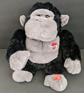 valentine singing stuffed animals