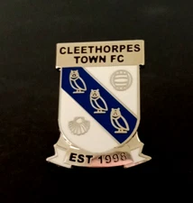 CLEETHORPES TOWN FOOTBALL CLUB BUTTERFLY PIN BADGE