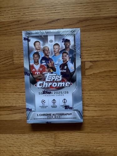Hobby Box 2025 Topps Chrome UEFA card