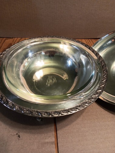 Cuenco para servir Wm Rogers & Son plateado de 10,5 pulgadas con tapa y vidrio Pyrex de 8 pulgadas - Imagen 5 de 15