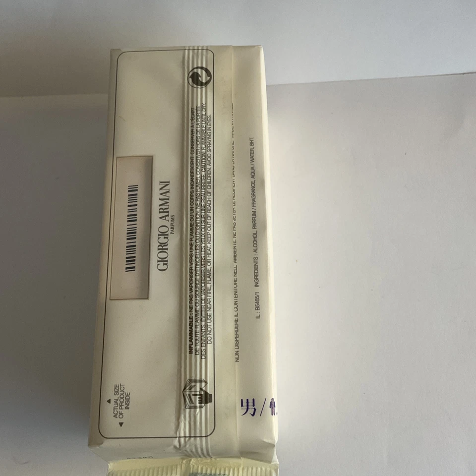 EMPORIO ARMANI BLANCO PARA ÉL POR GIORGIO ARMANI 3,3 FL.OZ. EDT. SPRAY  Foto 3 de 4