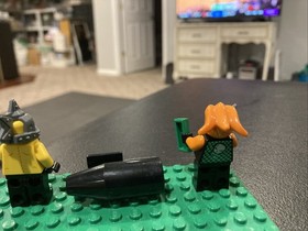 LEGO Space Police 3 Alien  Kranxx Snake Weapons CMF Minifig Part Lot 1 5970 5972