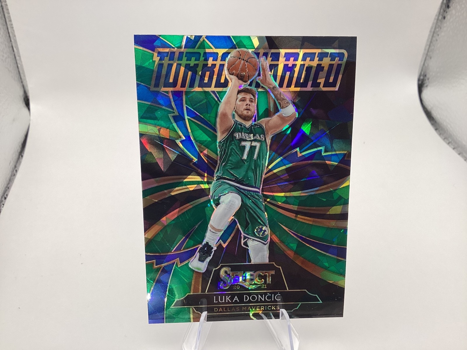 2020-21 Panini Select Luka Doncic Turbo Charged Green Ice PRIZM  #1 Mavericks
