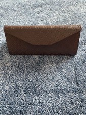 Gucci Medium Brown Folding Triangle Hard Side Eyeglasses Protective Case