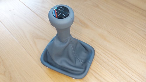 GRAY BMW e30 M3 MT1 M-tech 1 Shift knob s14 - emblem included, LED (replica) - Picture 4 of 12