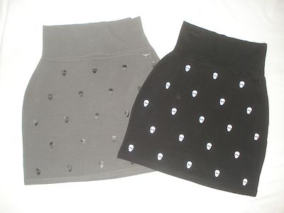 Victoria Secret PINK Skirt Black Gray White Skull Pattern Stretch New
