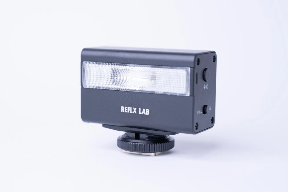 Reflx Lab Simple Flash, Analog & Digital Camera, Small, like Contax TLA 200 - Image 2 of 4