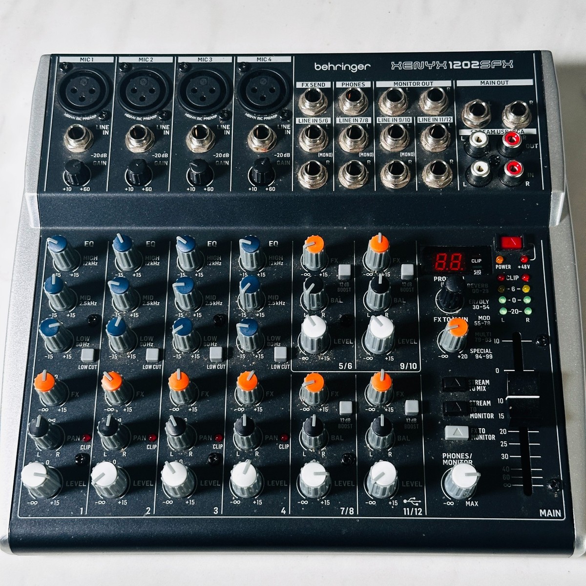 最初値下げ　ゲリラSALE ☆ 1202FX XENYX 最初値下げ ゲリラSALE ☆ 1202FX XENYX Amazon.com: Behringer