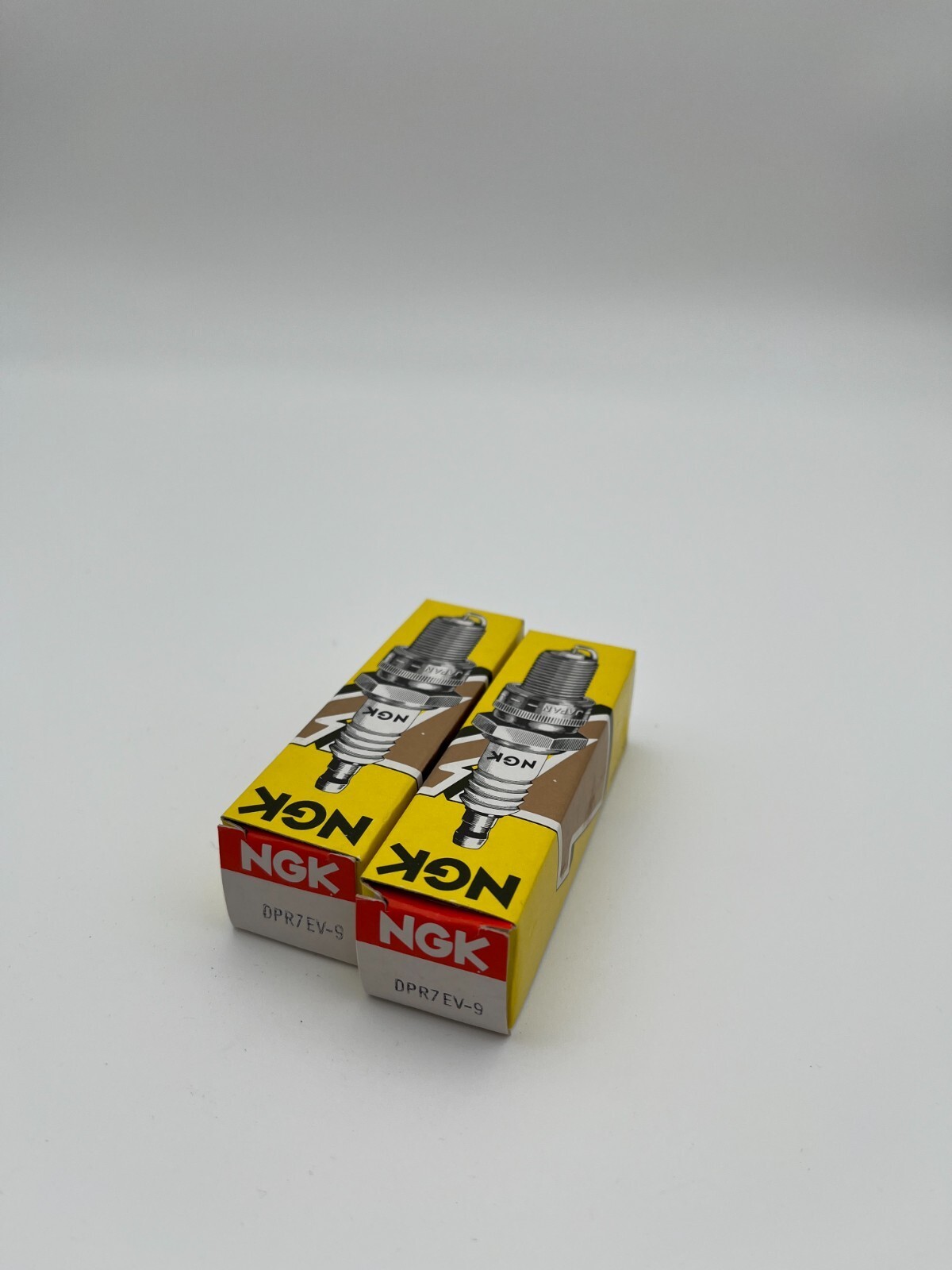 2x NGK DPR7EV-9 Spark Plug Motorcycle Honda #12997