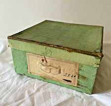 Antique French 6 Wing Tip Detachable Collars  Original Green Lidded Box c1910