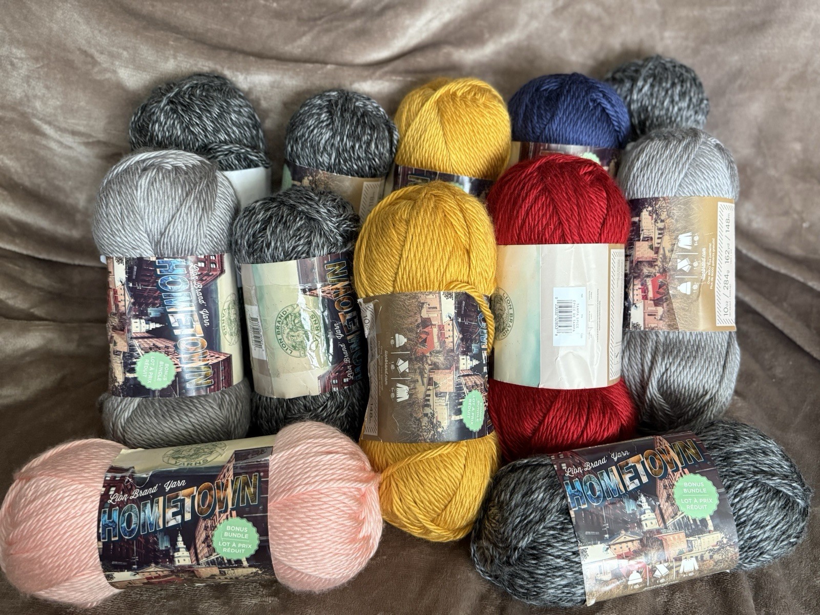 12 Skein Lion Brand Hometown Bonus Bundle Chunky Yarn Lot Acrylic Various Colors