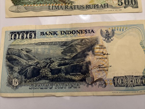 2 CRISP BANKNOTE NOTES OF INDONESIA DATED 1992 - 500 & 1000 Rupiah - Picture 7 of 8