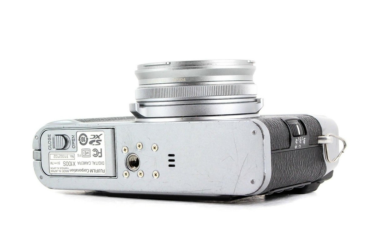 Fujifilm X100S 16.3MP Digital Camera - Silver 74101021691| eBay Fujifilm X100S 16.3MP Digital Camera - Silver 74101021691| eBay