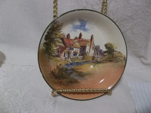 ROYAL DOULTON COUNTRYSIDE COTTAGES VINTAGE SAUCER  D3647 SMALL CHIP