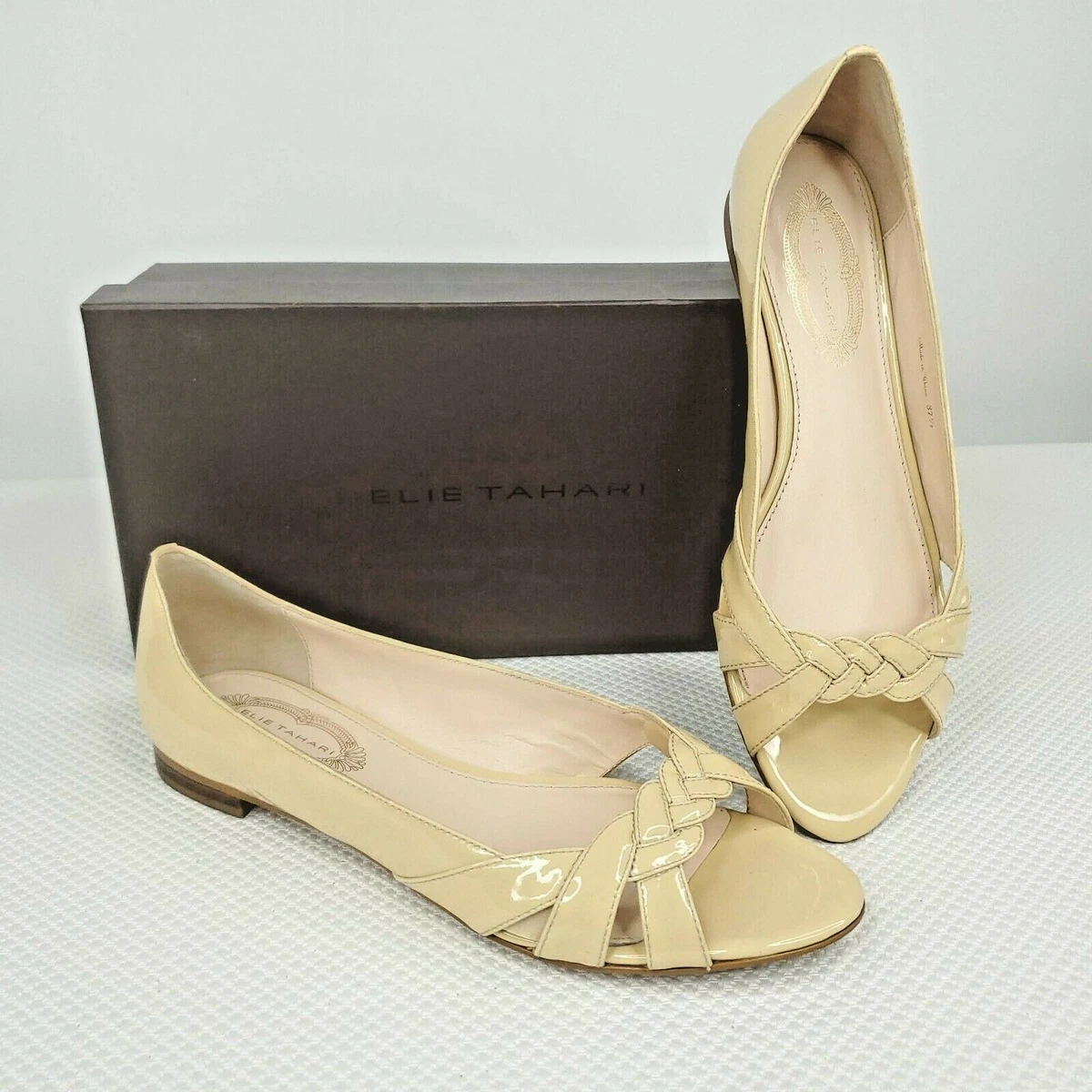 Elie Tahari Shoes Beige Patent Leather Size 7 Flats Peep Toe Ryley
