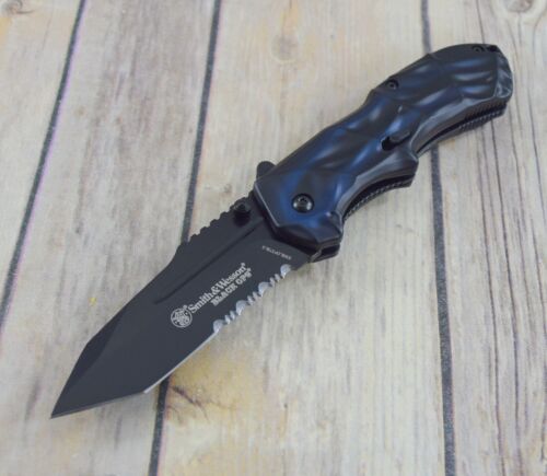 SMITH & WESSON BLACKOPS TACTICAL SPRING ASSISTED KNIFE WITH POCKET CLIP  - Photo 1 sur 8
