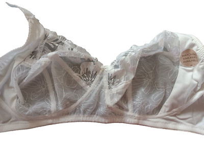 Marks & Spencer Vollschalen-BH UK 32E Weiß Bügelfrei Blumen Spitze