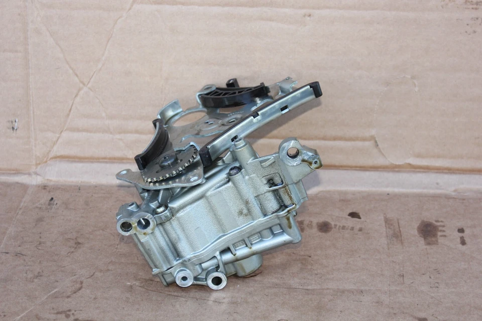BMW (F10) E90 E93 F10 X3 2010-2012 3,0 L N55 TURBO MOTOR BOMBA DE ACEITE (140) Foto 4 de 4