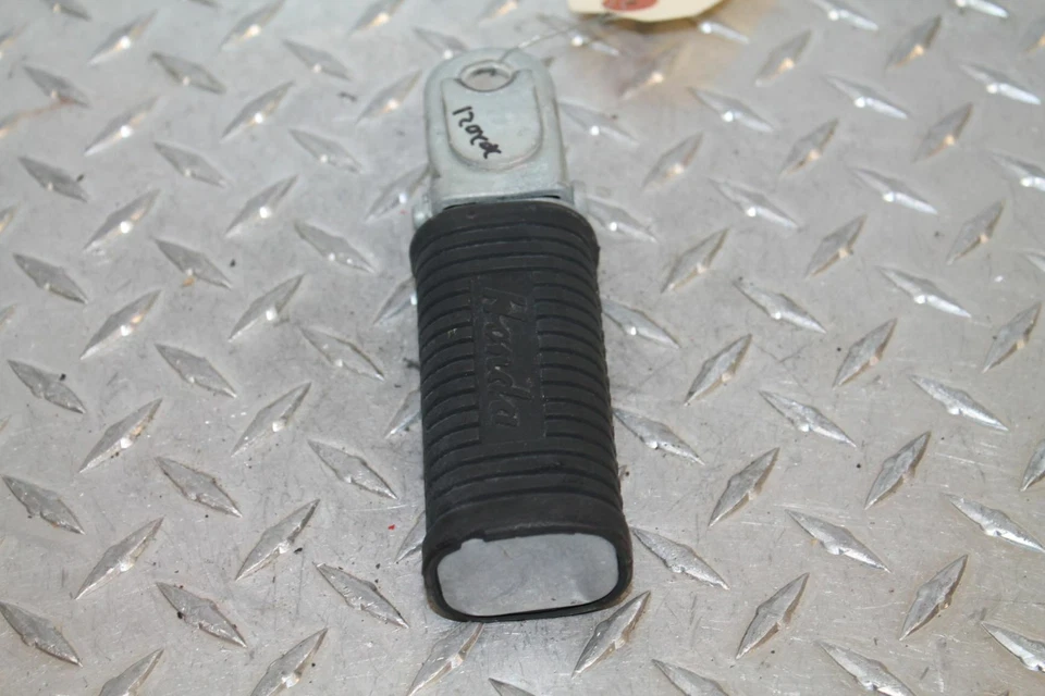 Honda Benly Touring 150 1962 estriba de pasajero trasero Foto 3 de 3