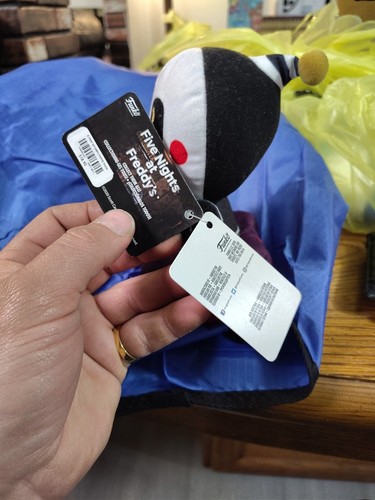 Five Nights At Freddy’s Security Puppet Funko Plush Hot Topic Exclusive Jack Box - Picture 6 of 10