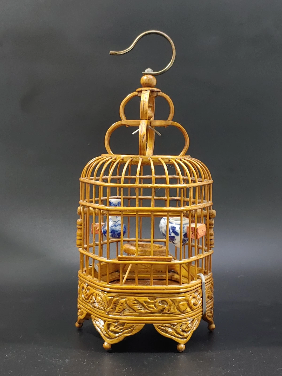 Small Vintage Chinese Bamboo Carved Art Blue White Porcelain Feed Bowl Bird Cage