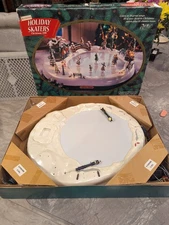 Mr Christmas Holiday Skaters Victorian Ice Skating- 100% Complete w/Box & Papers
