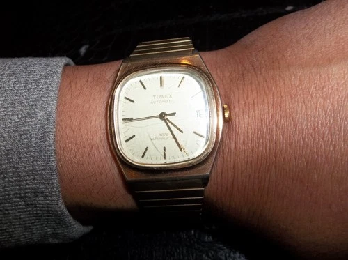 vintage Timex automatic  Date 1980s men watch