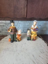Tii Collections Pilgrim with Child Hand Painted Resin Figurine Lot Of 2