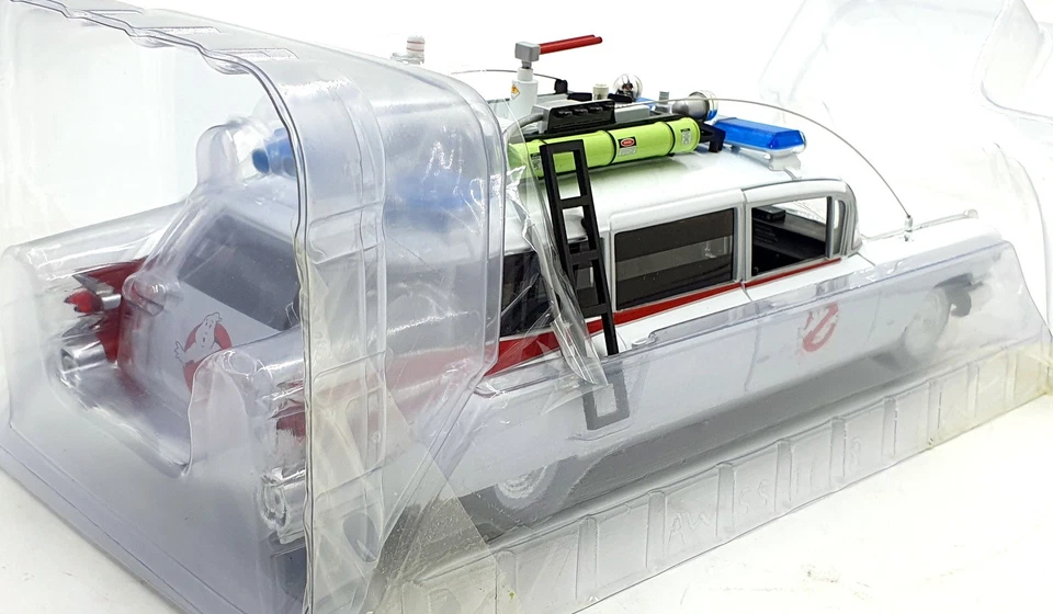 Автомобильный мир масштаб 1/18 AWSS118/06 1959 Cadillac ECTO-1 охотники за привидениями + тоньше - Изображение 2 из 4