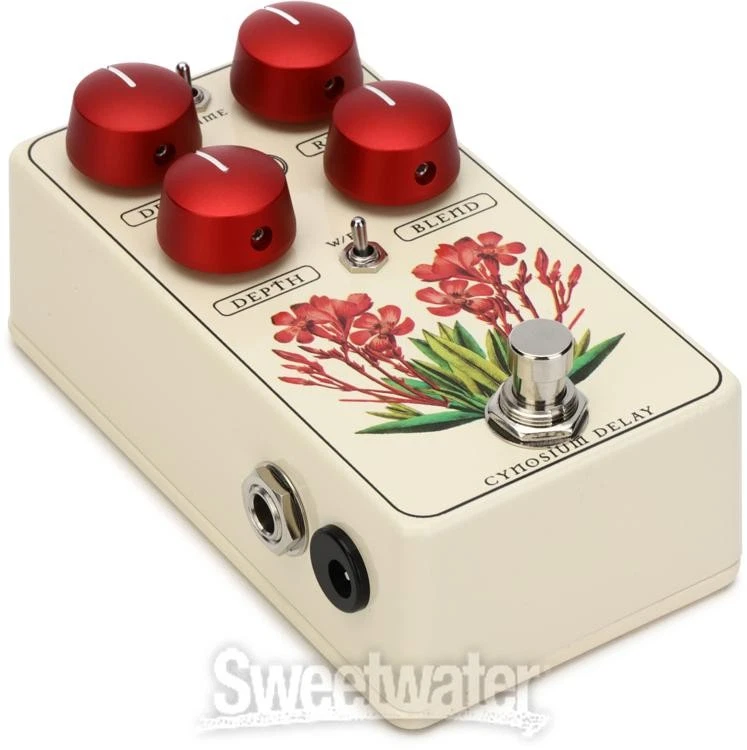 Red Witch Cynosium Modulated Delay Pedal - Sweetwater Exclusive - Image 3 of 4