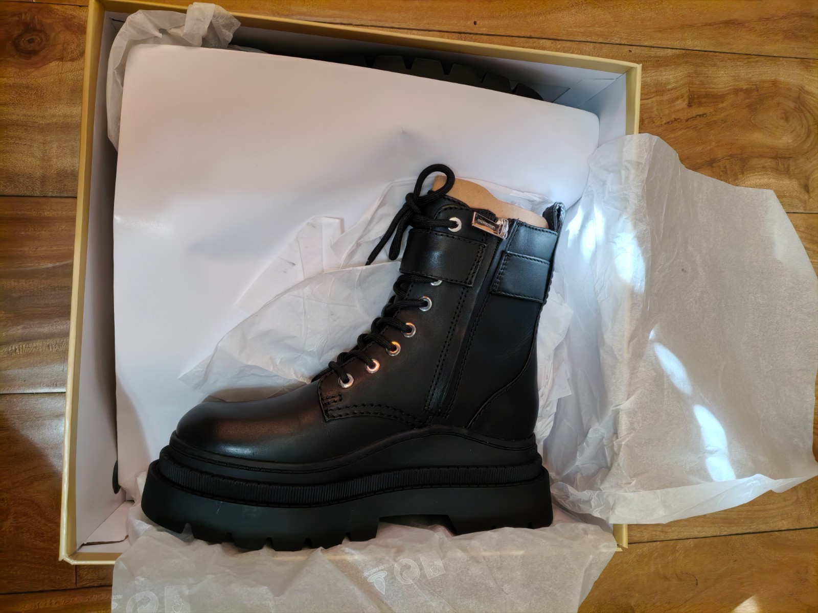 Michael Kors Colby Real Leather Combat Black Boots Women Size 7 thumbnail 8