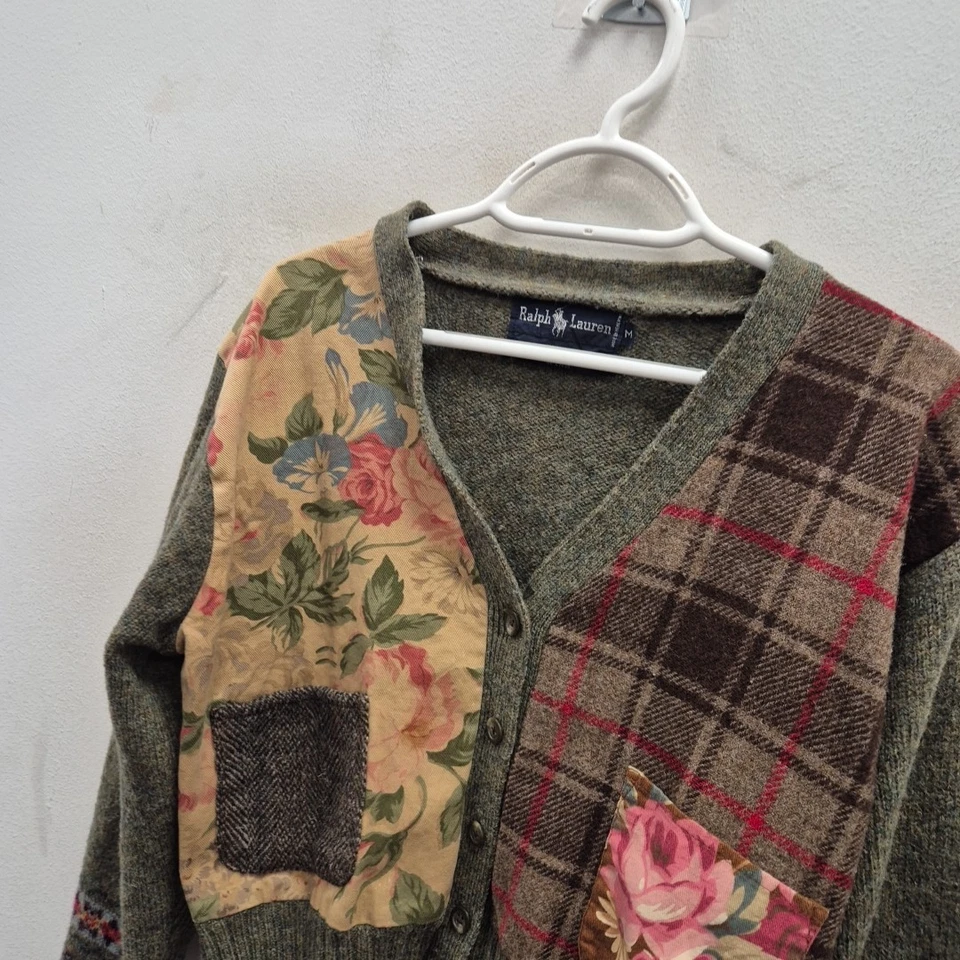 Cárdigan Ralph Lauren Vintage Patchwork Floral Abuela Lana Recortada Talla Mediana  Foto 2 de 4