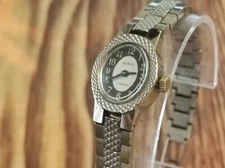 Vintage women's watch Chaika Soviet beautiful bracelet watch mechanical USSR