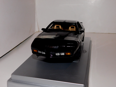 KNIGHT RIDER KITT 1985 Hasselhoff PONTIAC TRANS-AM ERTL 33844 1/18