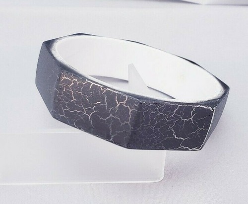 Metallic Painted Dark Silver Crackle Modern Stylish Bangle Bracelet - Picture 2 of 9